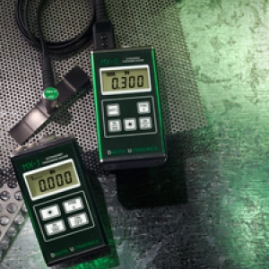 Thiết bị đo chiều dày thép bằng sóng siêu âm